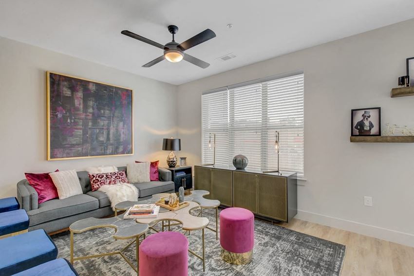 Vance At Union Apartments, 111 W. Davis St., Dallas, TX RentCafe